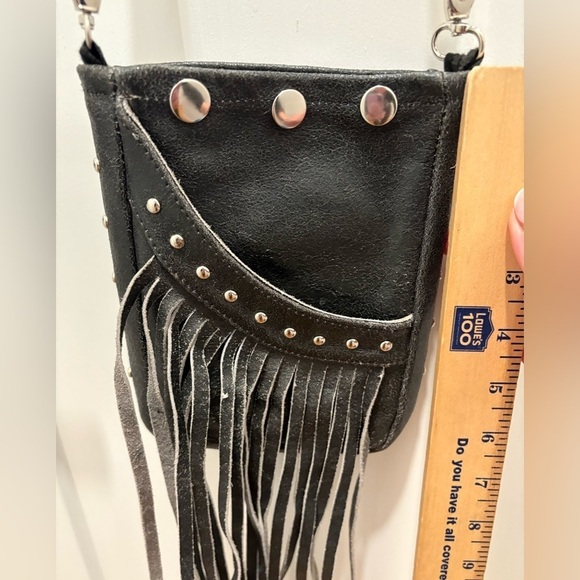 Vintage American Bison Western Sling Leather Bag Black Fringe Snap Button - Picture 6 of 7